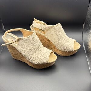 Report - Niesha Cream Lace Wedge Sandals